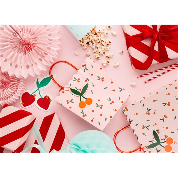 Ajándéktasakok cseresznye mintával, vegyes, 26x32x13 cm