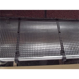 Háló, ereszcsatorna védelméhez 17 cm x 6 m