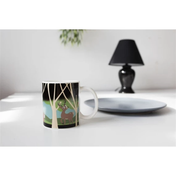 Bögre, hőérzékelős, erdei mintával 8,89x10,8x12,38 cm