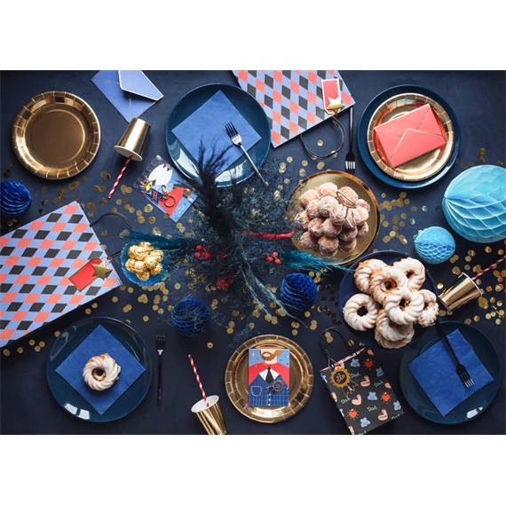 Kártya szuperhős kulcstartóval, 12x16 cm