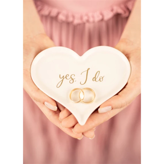 Porcelán esküvői gyűrűtartó szív 13,3x10,8 cm