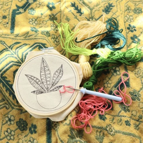 Punch Needle hímzőtoll készlet, szobanövény 17 cm