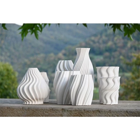 Váza 3D 14x14x19 cm