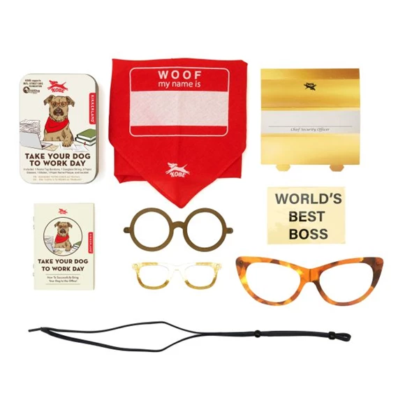 Vidd magaddal a kutyádat a munkahelyedre nap - készlet 7,3x10,4x3,2 cm